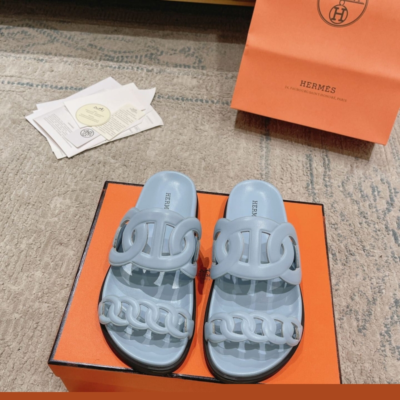 H**mes slippers